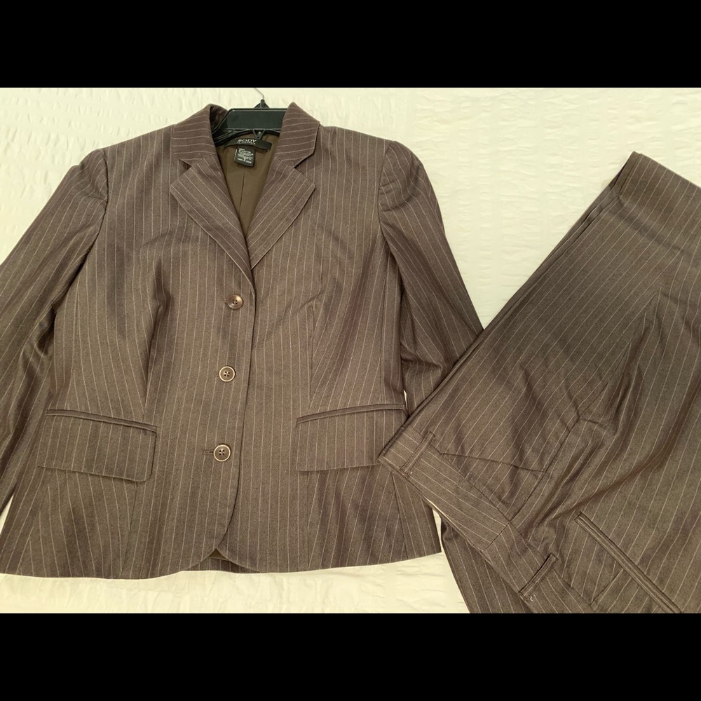 Body by Victoria Pinstripe Blazer Pants 6